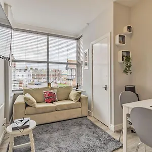https://windsor-view-uk38659.yorkshirehotels.net