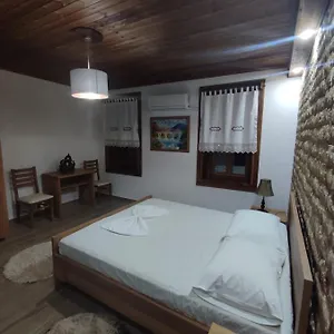 https://eni-entire-guesthouse.albaniahotels.org