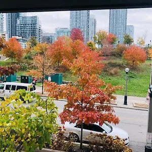 https://luxe-2-bed-suite-downtown-near-waterfront.hotelstorontoontario.org