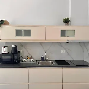 https://sea-horizon-vsl-suites-apartments.albaniahotels.org